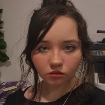 Babysitter in Mandurah: Harlow