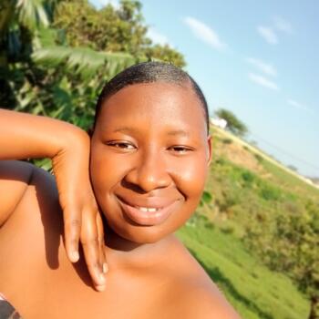 Babysitter Golokodo-Ensimbini: Nelisile