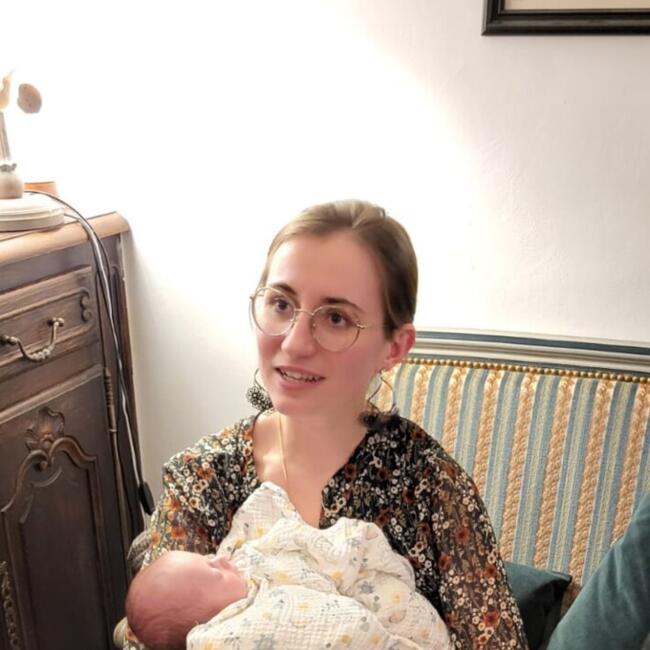 Babysitter in Granville: Ombeline