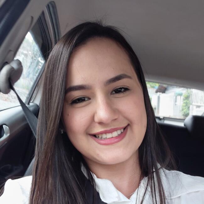 Babysitter in Joinville: Andriele