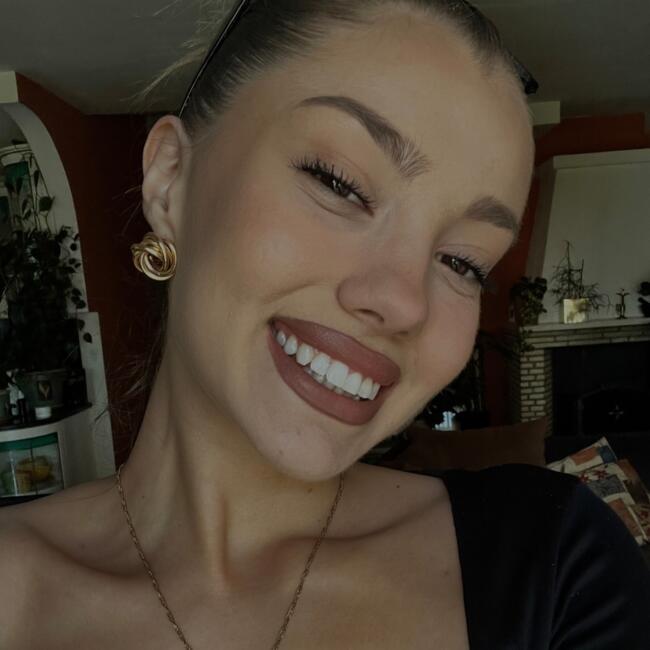 Babysitter in Zagreb: Jana