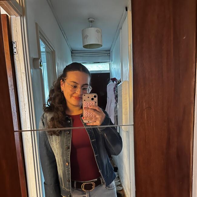 Babysitter in London: Melany