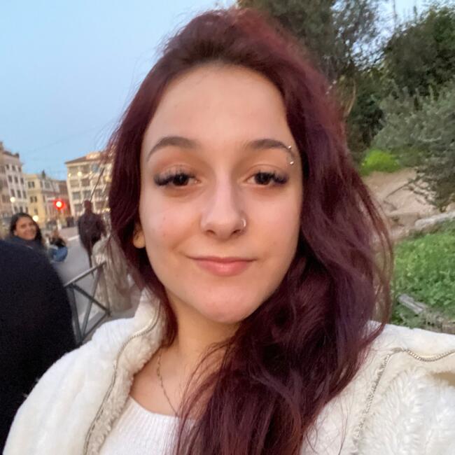 Babysitter in Oeiras: Joana