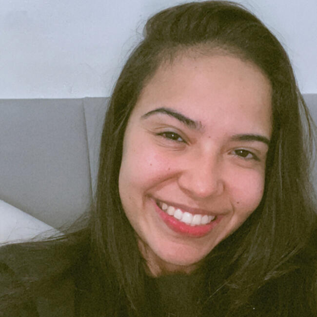 Babysitter in Guarujá: Giulia