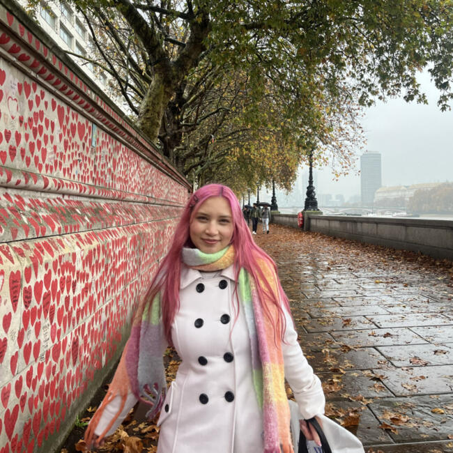 Baby-sitter à Paris: Kanani