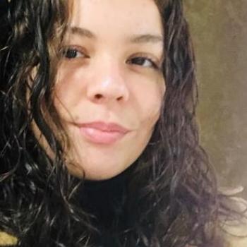 Babysitter Queluz: Daniella