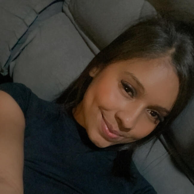 Babá em Brasília: Denise