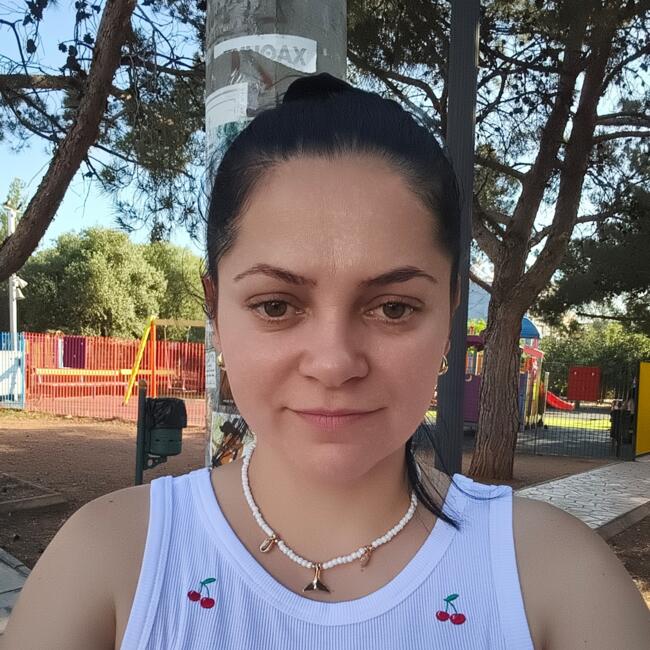Δουλειά για babysitter στην περιοχή Γέρακας: MONICA