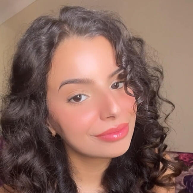 جليسة أطفال في أكادير: Mouna