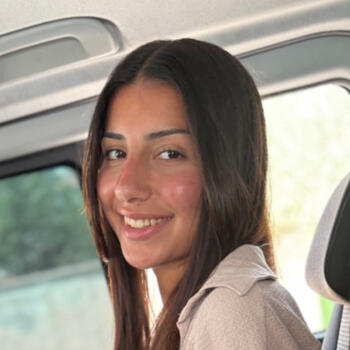 Babysitter in Ormoy: Fatima