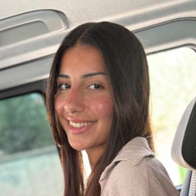 Babysitter in Ormoy: Fatima