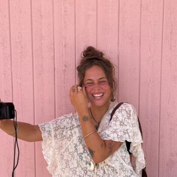 Babysitter in Paris: Kylee