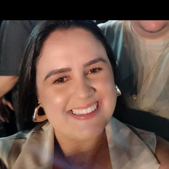 Babá em Valinhos: Camila