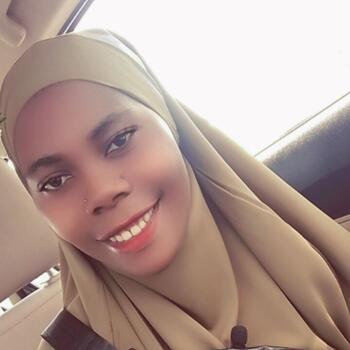 Babysitter in Jeddah: AMINAH