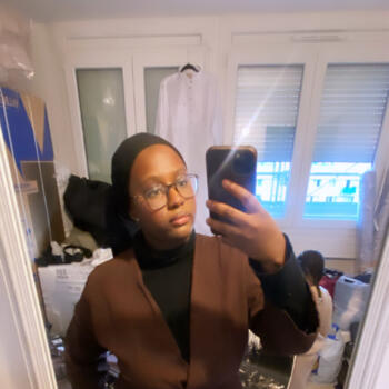 Babysitter in Bondy: Youma