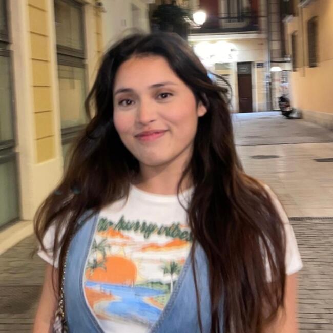 Babysitter in Valencia: Stephanie