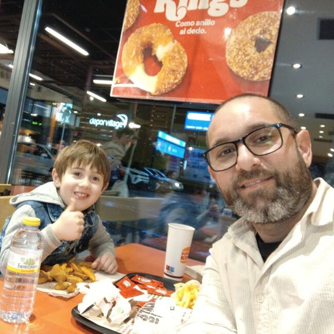 Babysitting job in Albolote: Raúl