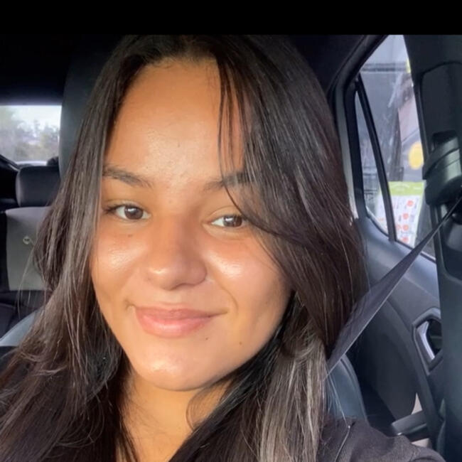 Babá em Salto de Pirapora: Ester