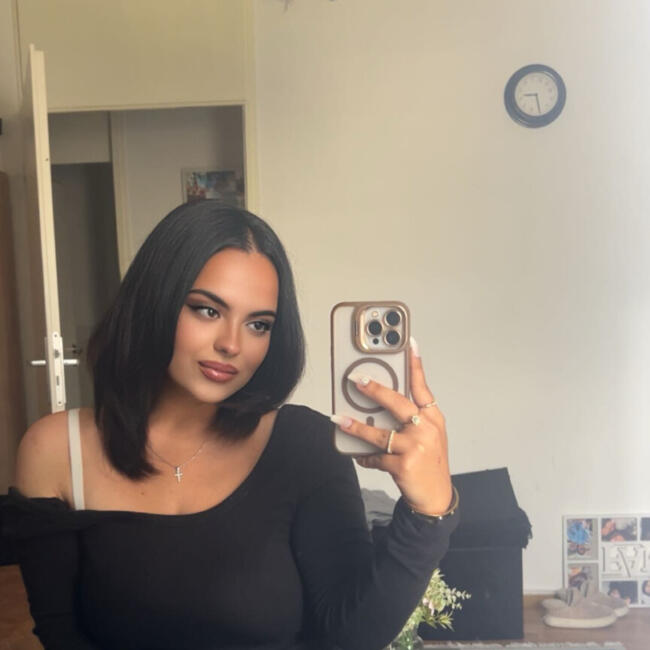 Babysitter in Hannover: Regina