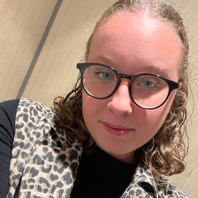 Babysitter in Charleroi: Rachel