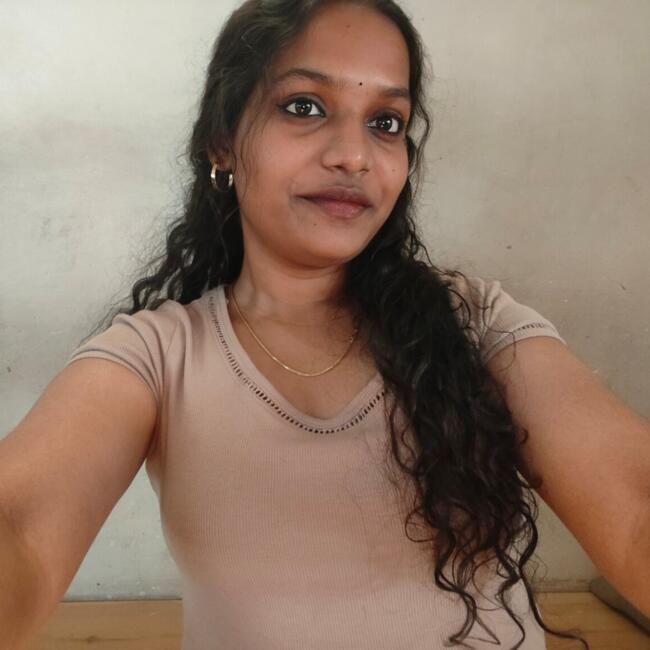 Babysitter in Berlin: Divya