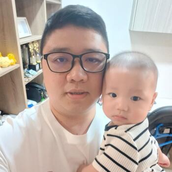 Parent Kuala Lumpur: White