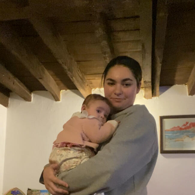 Babysitter in São Domingos de Rana: Marisa