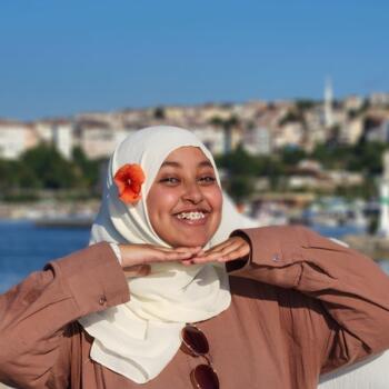 İstanbul bölgesinde bebek bakıcısı: Tasnim
