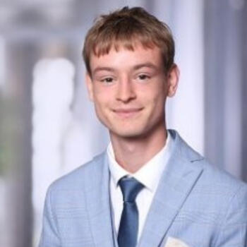 位於尚贝里 的臨時保母: Paul