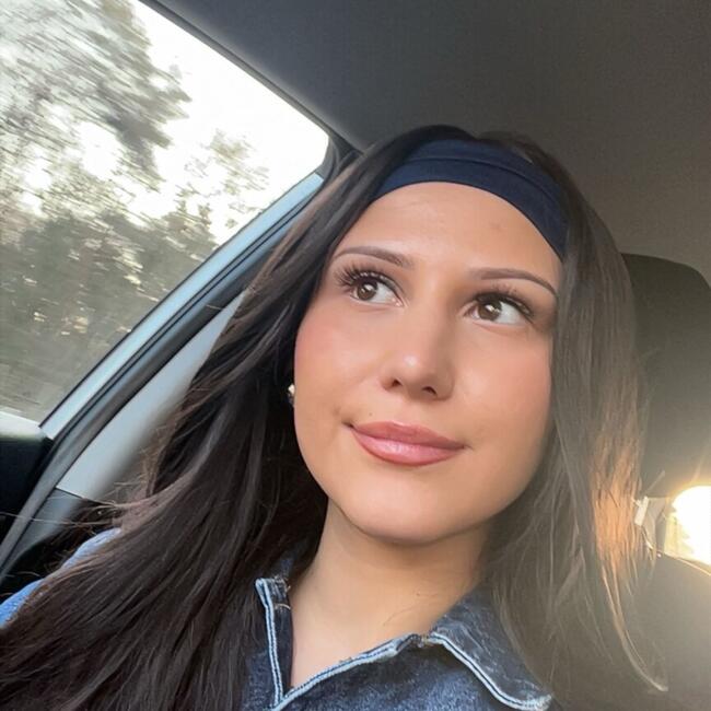 Babysitter in Dilsen-Stokkem: Merve