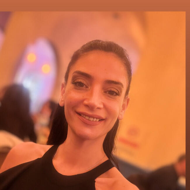 İstanbul bölgesinde bebek bakıcılığı işi: Mervenur