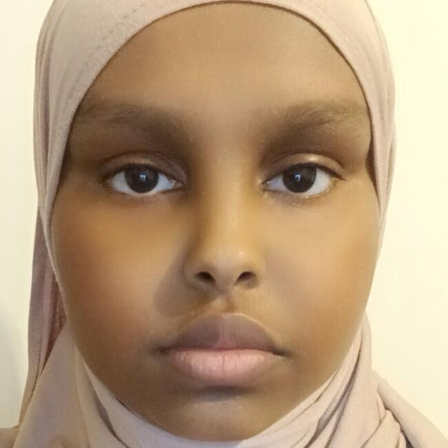 Babysitter in Manchester: Sumeiya