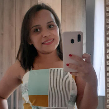 Babá em Sorocaba: Samara