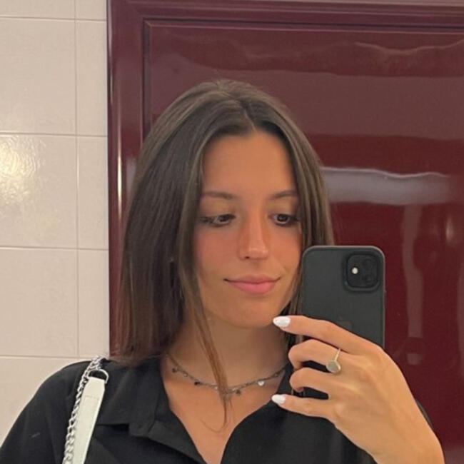 Baby-sitter in Legnano: Ilaria