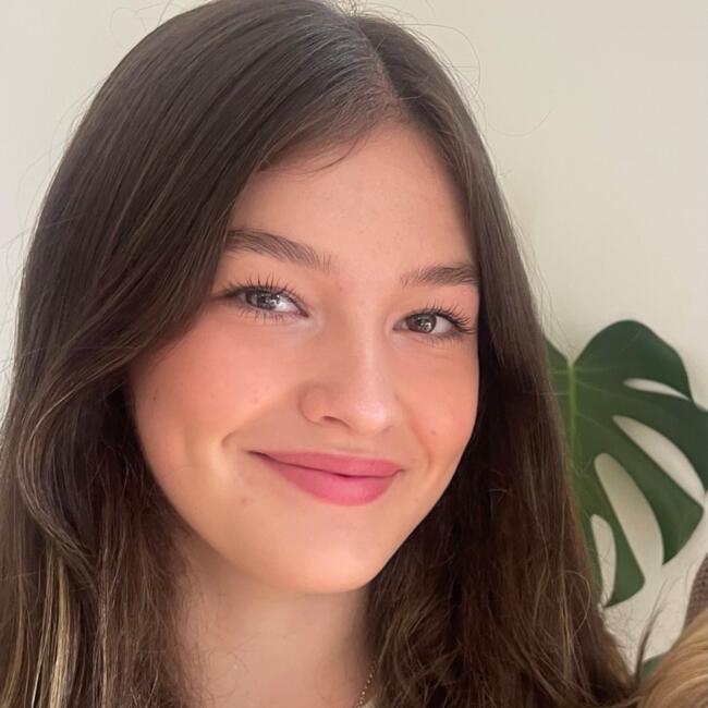 Babysitter in Wellington: Ava