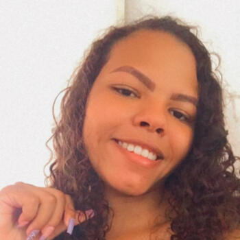 Emprego de babá em Fortaleza: emprego de babá Larissa
