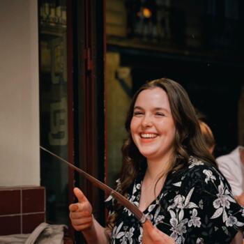 Baby-sitter Arveyres: Eva