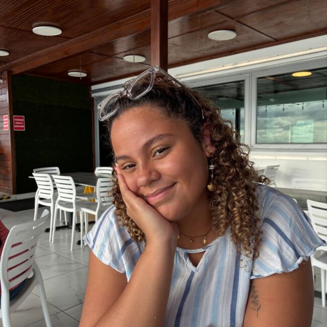 Babysitter in Hormigueros: Alondra Seda