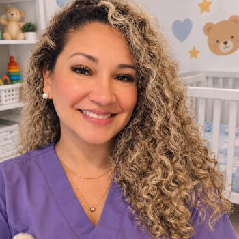 Babysitter Porto Alegre: Cínthia Mello