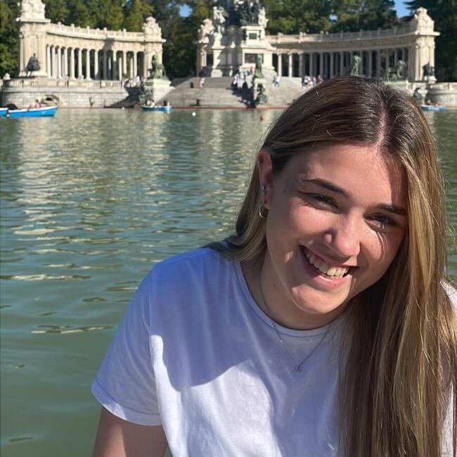 Babysitter in Paderne (Comunidad Autónoma de Galicia): Lorena
