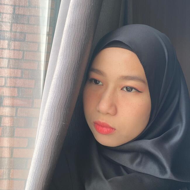 Kerja pengasuh di Sepang: Yusrina