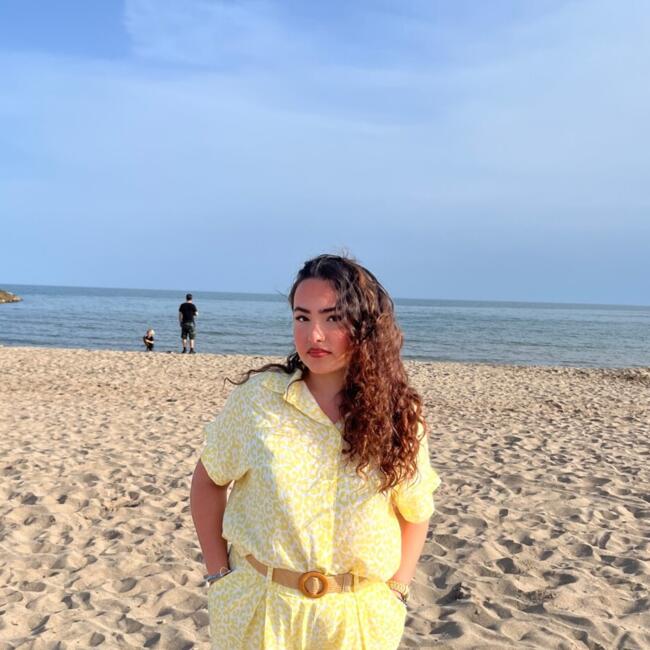 Babysitter in Canet (Hérault): Anaïs