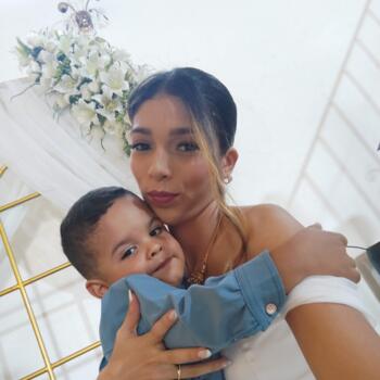 Babysitter in Chicago: Elenny Sánchez