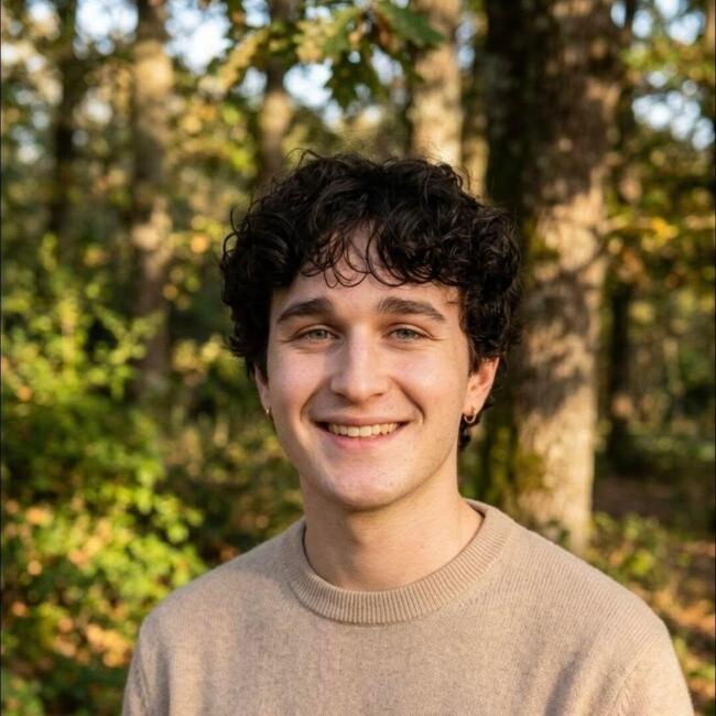 Babysitter in Romainville: Lilian