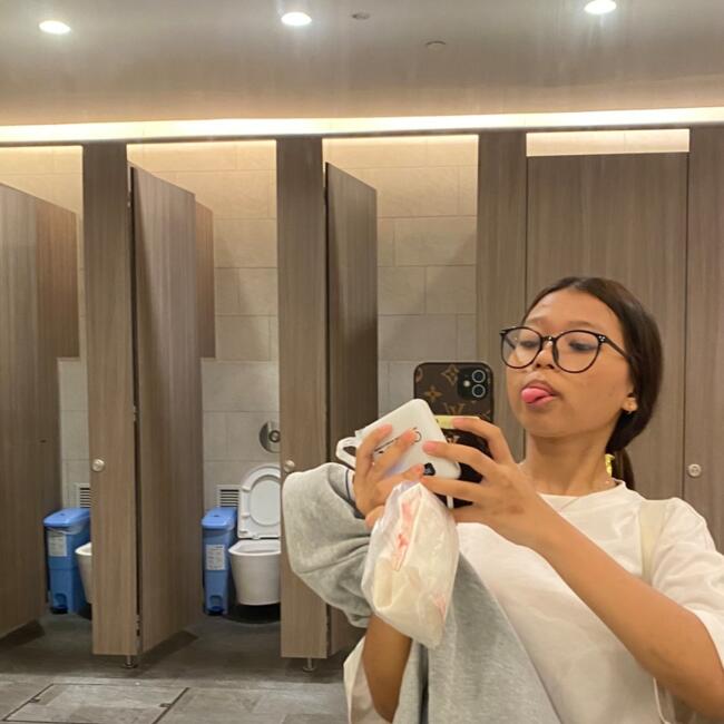 Babysitter in Singapore Island: Wan