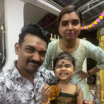 Kerja pengasuh di Kampung Tanjung Kupang: kerja pengasuh Shashi