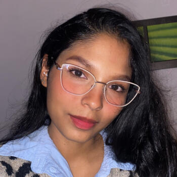 Niñera Bello: Maria angelica