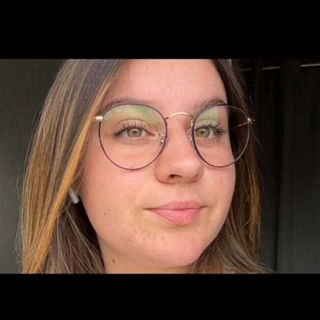 Babysitter in Châlons-en-Champagne: Lea