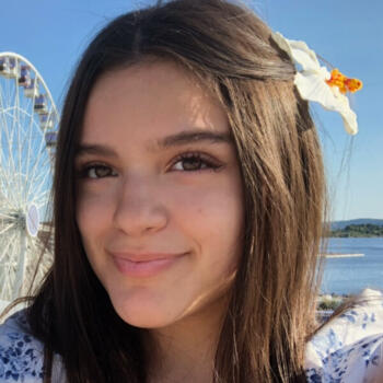 Babysitter in Hialeah: Angelina