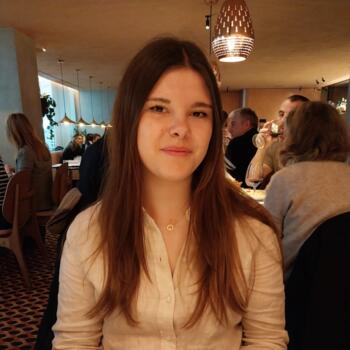 Babysitter in Issy-les-Moulineaux: Nikita